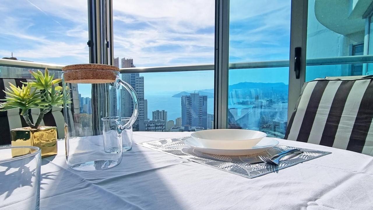 Skyline 14 Large And Sunny All-Day Balcony With Stunning Sea Views Benidorm Exterior foto